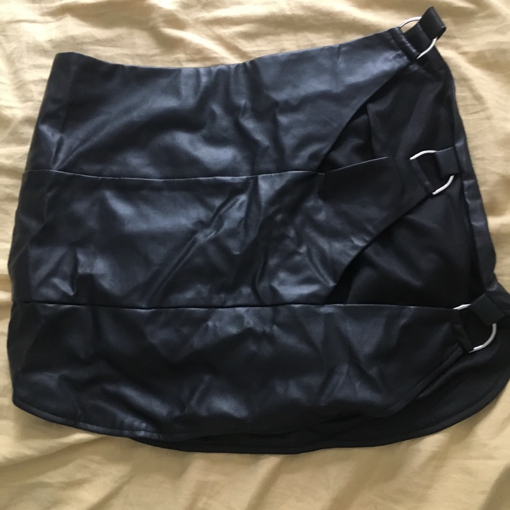 Black skirt